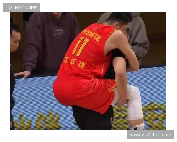 沈梓捷带伤复出再崴脚，医疗专家警示韧带损伤静养必要性